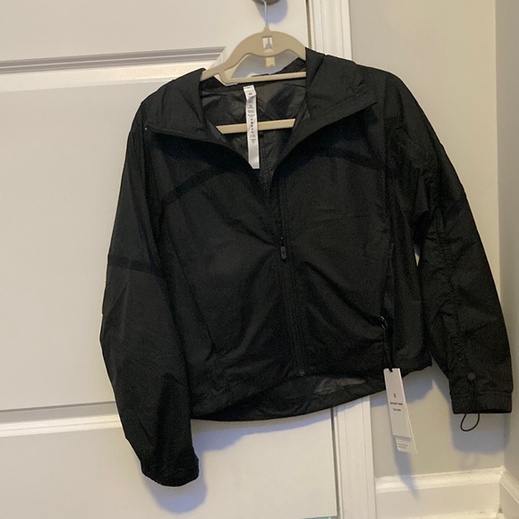 lightweight cropped lululemon black track jacket - Picture 1 of 4